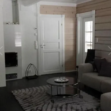 Kiehtaejaen Kuohu Chalet *